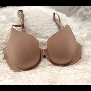 Victoria’s Secret Uplift Semi Demi Bra